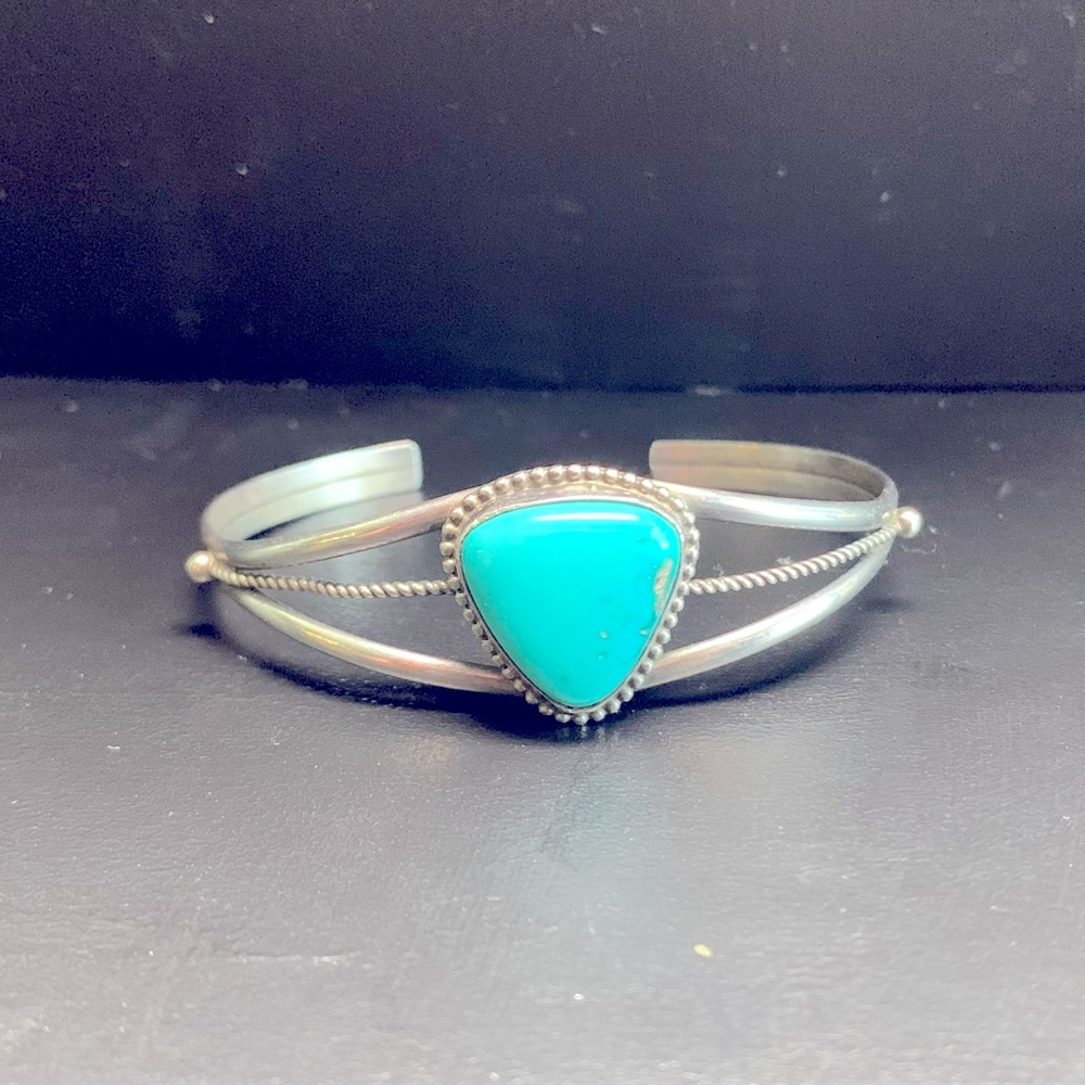 Vintage Turquoise & Sterling silver cuff bracelet